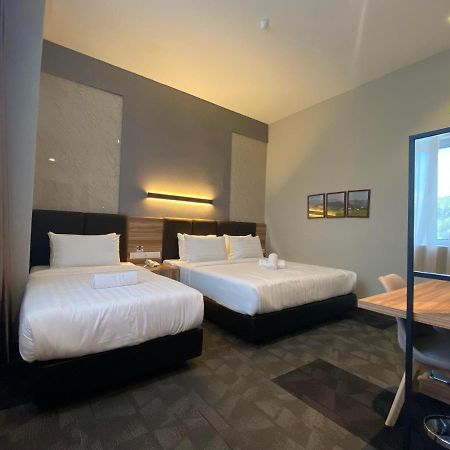 Prestigo Hotel - Johor Bharu Johor Bahru Ngoại thất bức ảnh