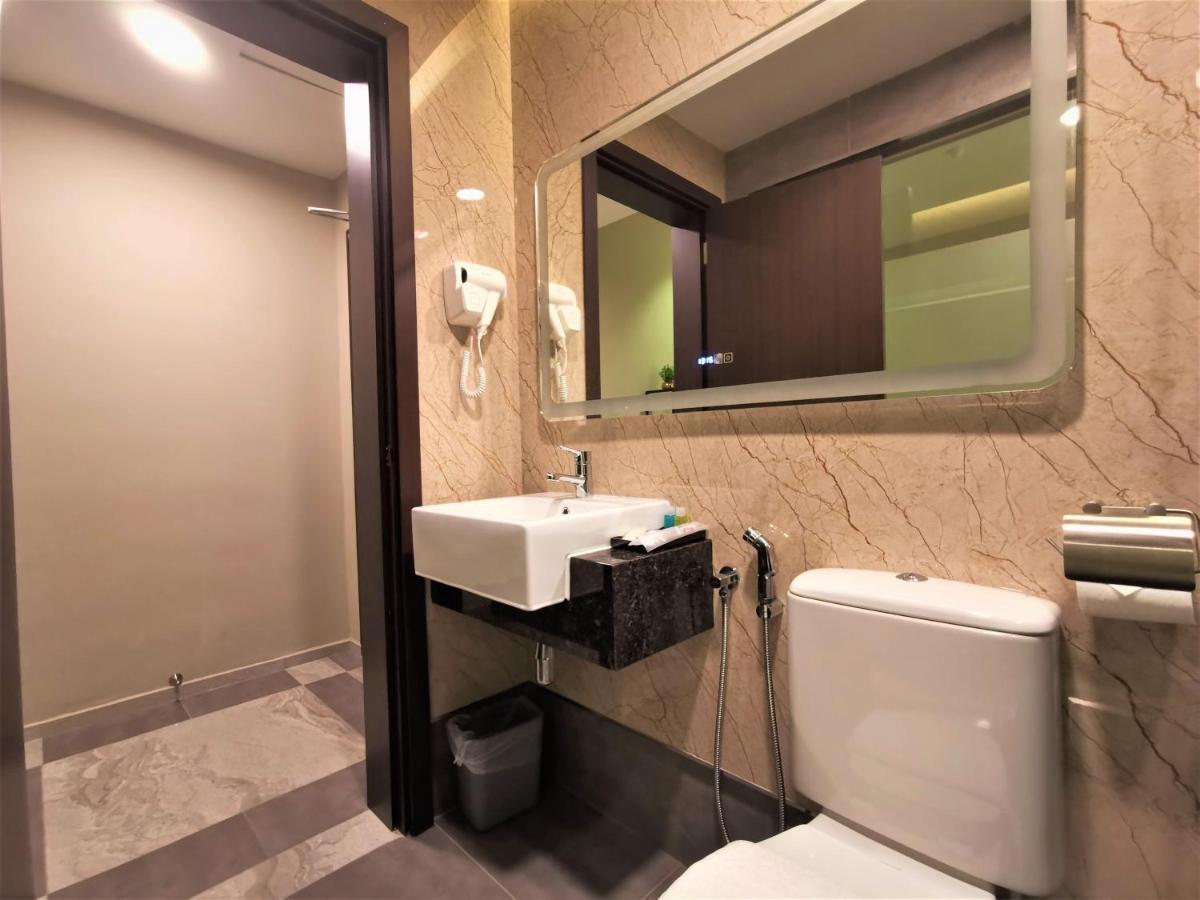 Prestigo Hotel - Johor Bharu Johor Bahru Ngoại thất bức ảnh